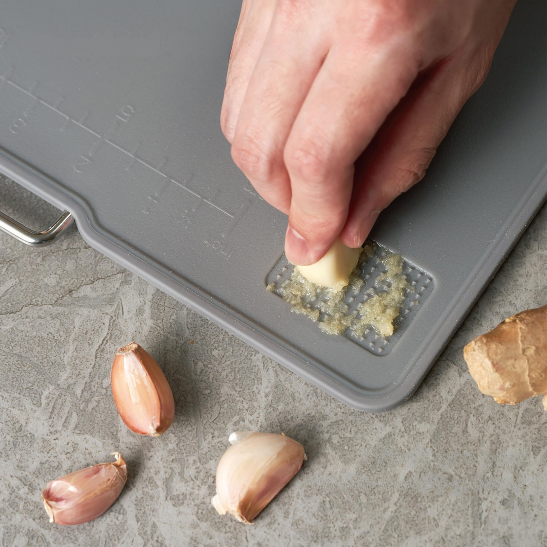 ألواح تقطيع بلاستيكية ء مجموعة 3 قطع مع حامل