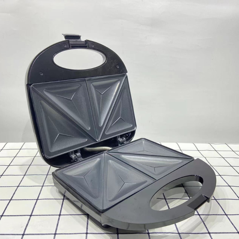 Friteuse à sandwich électrique BAYTIGO® avec plaque antiadhésive triangulaire